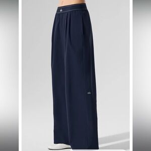 ALO Yoga navy track trouser